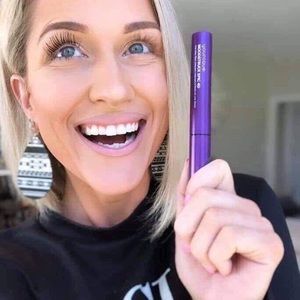 4D mascara